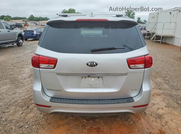 KNDMB5C16G6163238 2016 KIA SEDONA Серебряный Вид сзади
