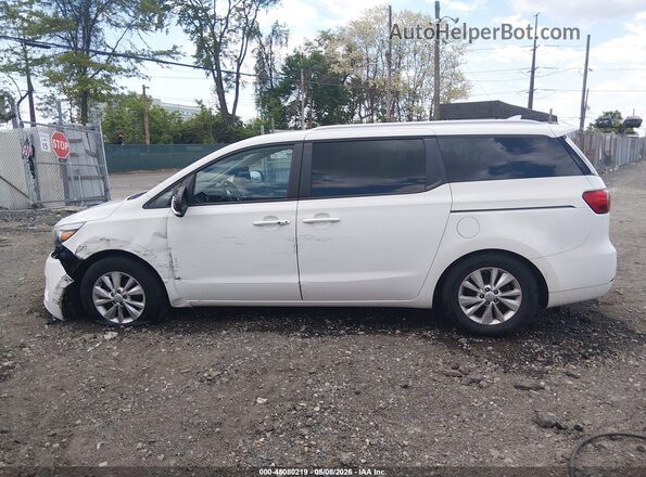 KNDMB5C16H6327038 2017 KIA SEDONA White Widok wnętrza 360 stopni