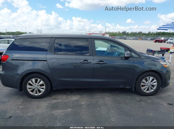 KNDMB5C17H6322740 2017 KIA SEDONA Gray 
