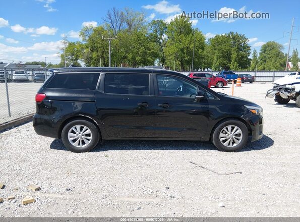 KNDMB5C18H6217978 2017 KIA SEDONA Черный Вид задней части салона