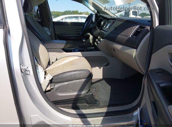 KNDMB5C18H6254237 2017 KIA SEDONA Silver 