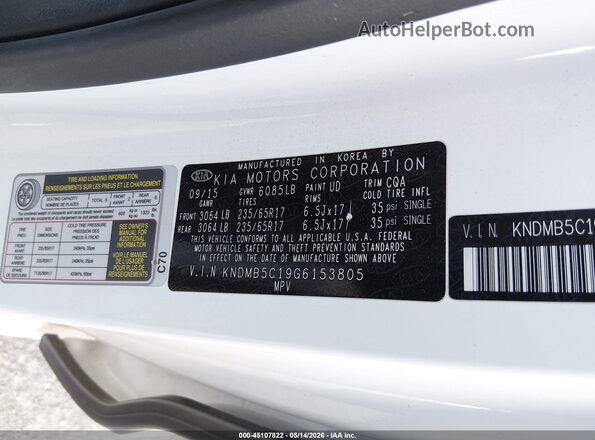 KNDMB5C19G6153805 2016 KIA SEDONA White Widok komory silnika