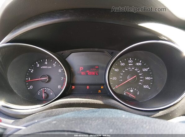 KNDMB5C19G6153805 2016 KIA SEDONA White Widok tylnych siedzeń
