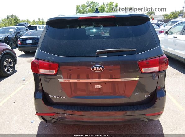 KNDMB5C19H6284380 2017 KIA SEDONA Серебряный 