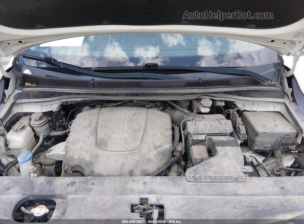 KNDMB5C1XG6090830 2016 KIA SEDONA White Widok z tyłu