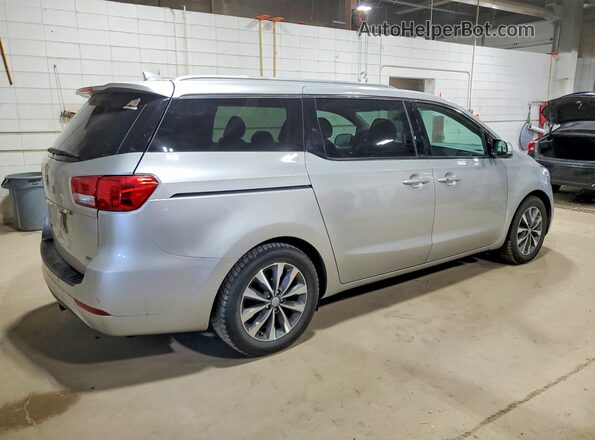 KNDMC5C13H6312400 2017 KIA SEDONA Silver Tył prawy