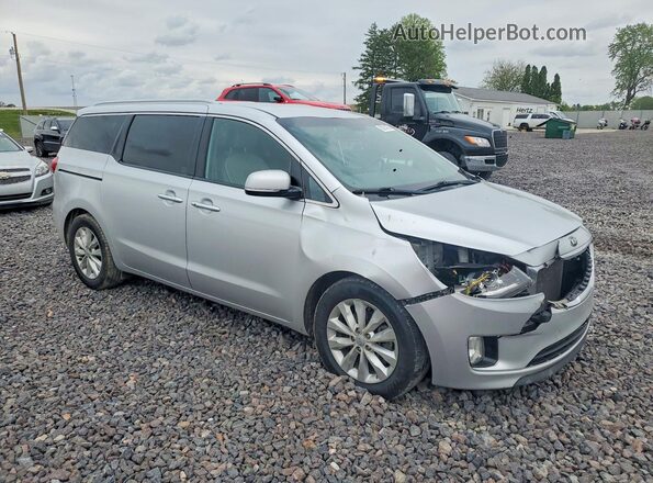 KNDMC5C1XG6136962 2016 KIA SEDONA Silver Front right