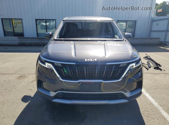 KNDNB4H38P6204428 2023 KIA CARNIVAL Charcoal Вид спереду