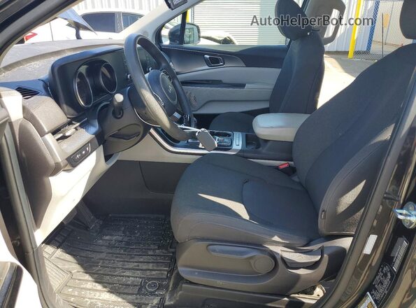 KNDNB4H38P6204428 2023 KIA CARNIVAL Charcoal Вид салону спереду