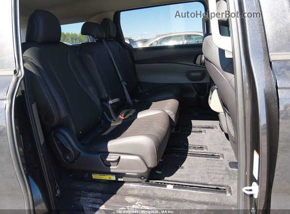 KNDNB5K32T6564853 2026 KIA CARNIVAL MPV Black VIN კოდის სტიკერის ხედი