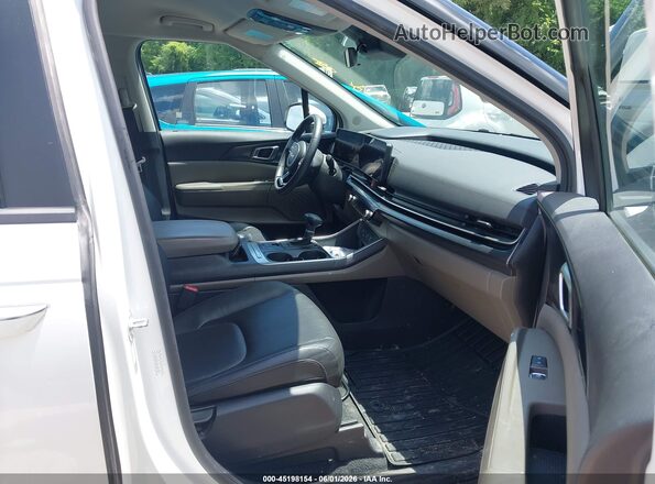 KNDNB5K38S6460057 2025 KIA CARNIVAL MPV White წინა სალონის ხედი