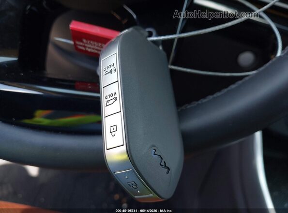 KNDNE5K30T6580153 2026 KIA CARNIVAL MPV Black Vista del salpicadero