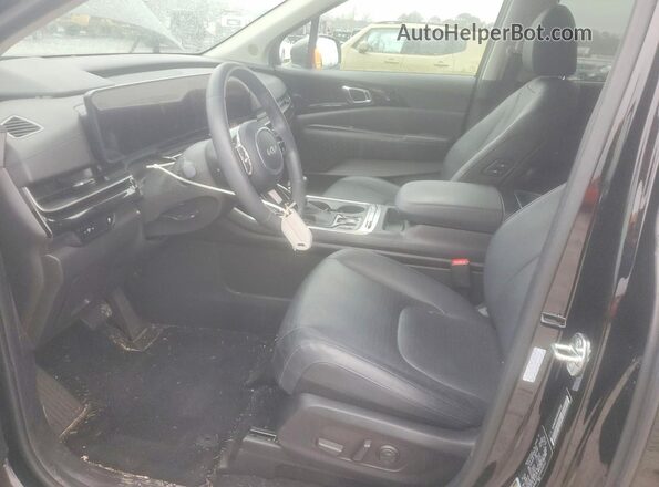 KNDNE5K33S6458532 2025 KIA CARNIVAL Black 