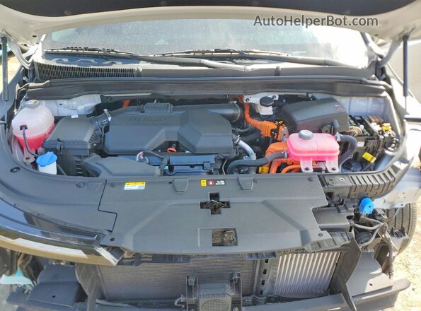 KNDNE5KA4S6050118 2025 KIA CARNIVAL Silver Vista del compartimento del motor