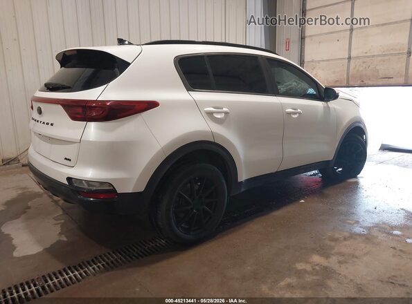 KNDP6CAC4N7961237 2022 KIA SPORTAGE Белый Задняя правая четверть