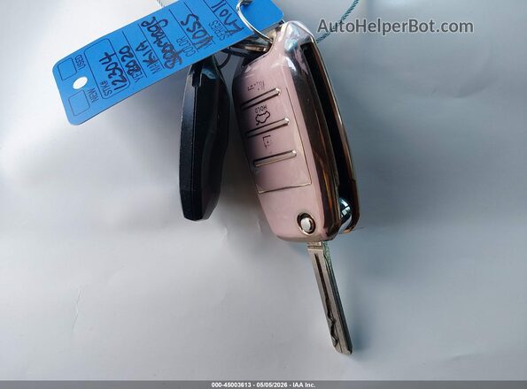 KNDP6CAC6L7772490 2020 KIA SPORTAGE Blue Առջևի վահանակի տեսք