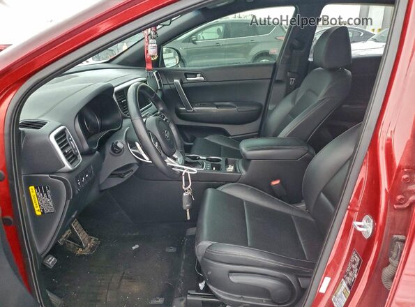 KNDP6CAC8L7652092 2020 KIA SPORTAGE Red Front interior view