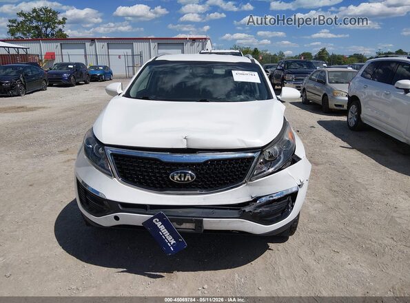 KNDPB3AC2G7860115 2016 KIA SPORTAGE White Սալոնի հետևի տեսք