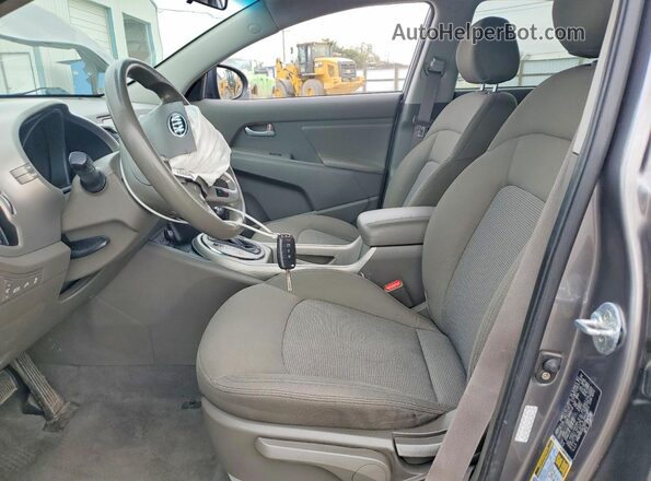 KNDPBCAC1G7844780 2016 KIA SPORTAGE Gray Սալոնի դիմացի տեսք