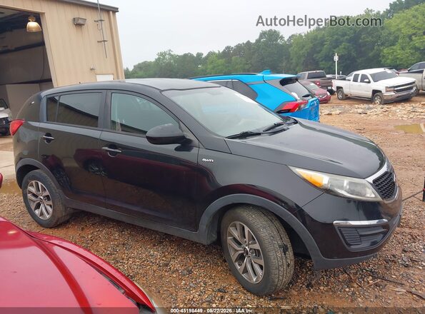 KNDPBCACXG7879138 2016 KIA SPORTAGE Black Rear interior view