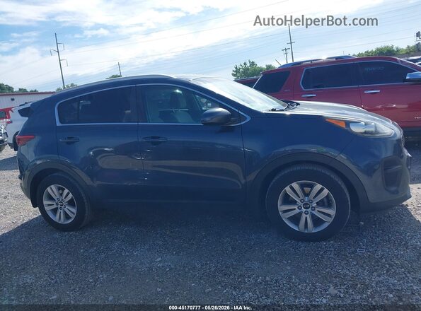 KNDPM3AC1J7319977 2018 KIA SPORTAGE Blue Rear interior view