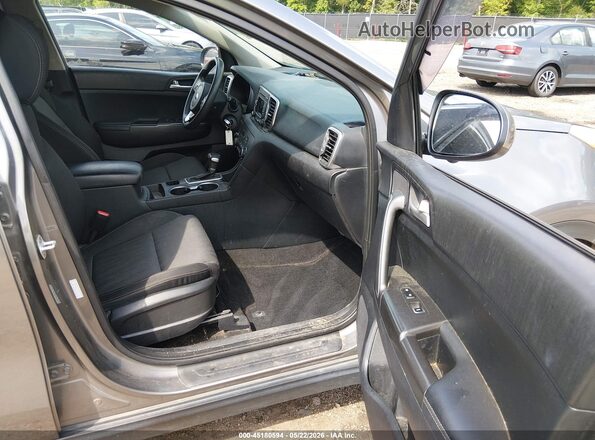 KNDPM3AC2K7537654 2019 KIA SPORTAGE Gray Вид салону спереду
