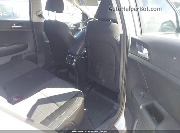 KNDPM3AC3J7485871 2018 KIA SPORTAGE Silver VIN sticker view