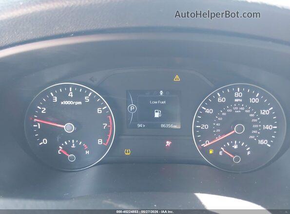 KNDPM3AC6H7243831 2017 KIA SPORTAGE Красный Вид задних сидений