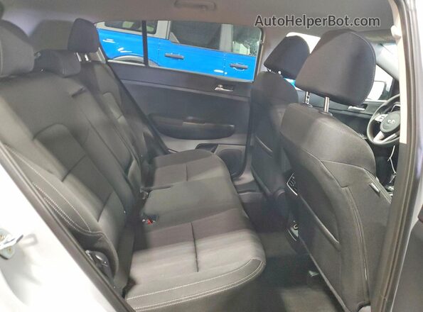 KNDPM3AC7N7966969 2022 KIA SPORTAGE Silver Հետևի նստատեղերի տեսք