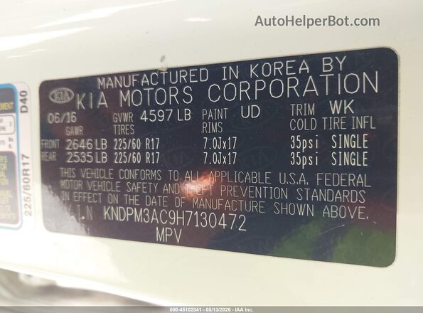 KNDPM3AC9H7130472 2017 KIA SPORTAGE White Widok komory silnika