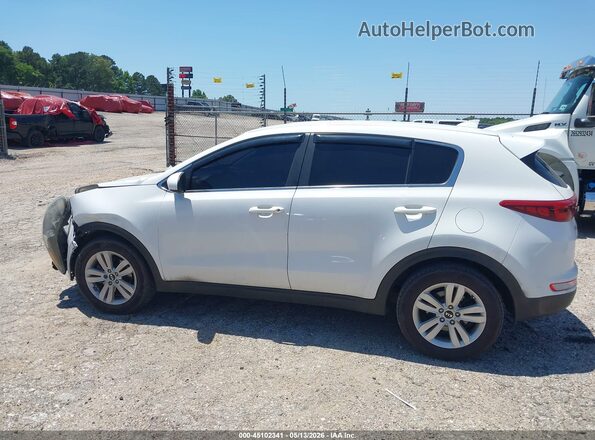 KNDPM3AC9H7130472 2017 KIA SPORTAGE White Widok wnętrza 360 stopni