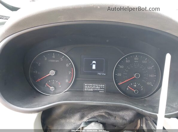 KNDPM3ACXK7611855 2019 KIA SPORTAGE Красный Вид задних сидений