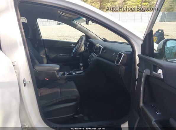 KNDPMCAC0N7024794 2022 KIA SPORTAGE White 