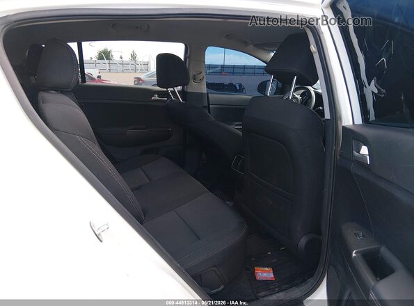 KNDPMCAC1L7645149 2020 KIA SPORTAGE White VIN sticker view