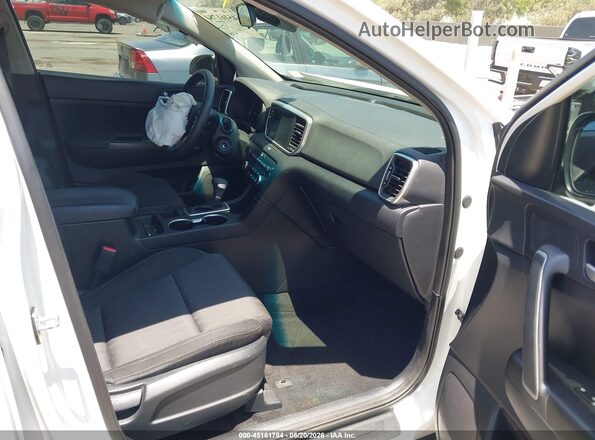 KNDPMCAC4N7009814 2022 KIA SPORTAGE White წინა სალონის ხედი