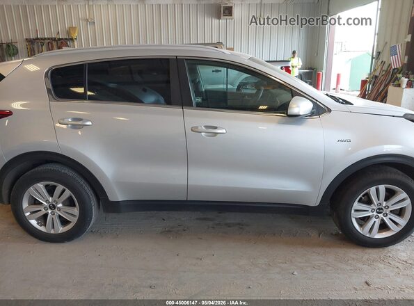 KNDPMCAC5J7481689 2018 KIA SPORTAGE Silver უკანა სალონის ხედი