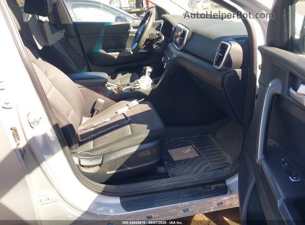KNDPMCAC5N7993314 2022 KIA SPORTAGE Silver Widok wnętrza z przodu