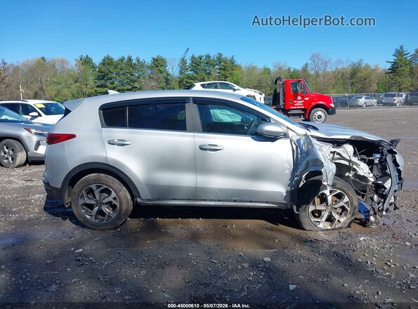 KNDPMCAC5N7993314 2022 KIA SPORTAGE Silver Widok wnętrza z tyłu