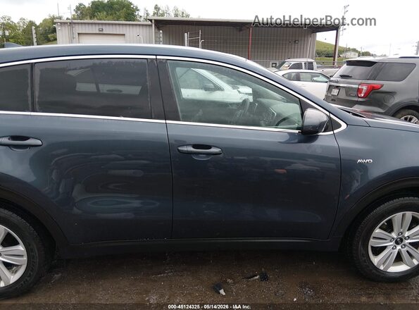 KNDPMCAC6H7258216 2017 KIA SPORTAGE Dark Blue Вид задньої частини салону
