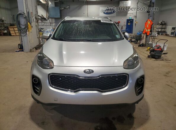 KNDPMCAC6H7272715 2017 KIA SPORTAGE Silver Widok z przodu