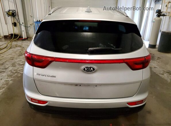 KNDPMCAC6K7613408 2019 KIA SPORTAGE Silver Rear view