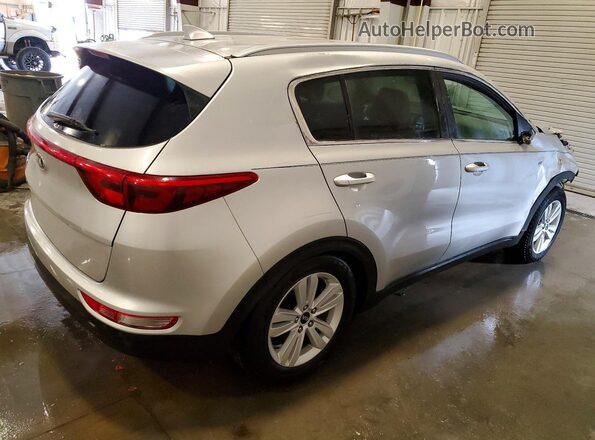 KNDPMCAC6K7613408 2019 KIA SPORTAGE Silver Rear right