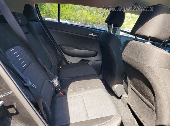 KNDPMCAC7L7643650 2020 KIA SPORTAGE Черный Вид задней части салона