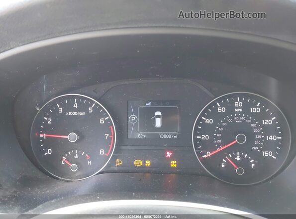 KNDPMCAC9H7113879 2017 KIA SPORTAGE Коричневый Вид задних сидений