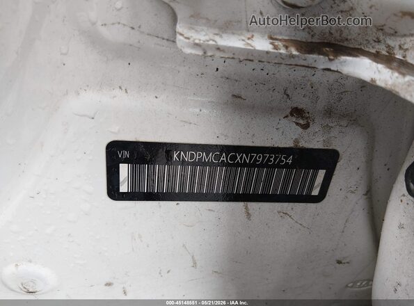 KNDPMCACXN7973754 2022 KIA SPORTAGE White Vista del compartimento del motor