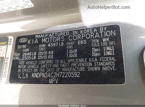 KNDPN3AC2H7220592 2017 KIA SPORTAGE Gray Vista del compartimento del motor