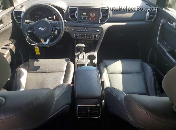 KNDPNCAC1H7077022 2017 KIA SPORTAGE Серый Вид панели приборов