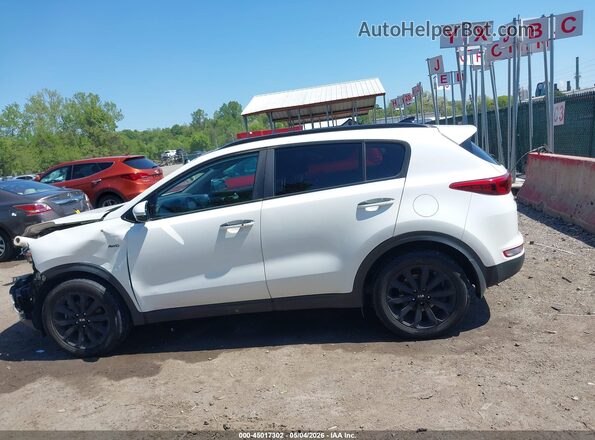 KNDPNCACXJ7352991 2018 KIA SPORTAGE White Սալոնի 360 աստիճան տեսք