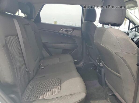 KNDPU3AF2P7079244 2023 KIA SPORTAGE Белый Вид задней части салона