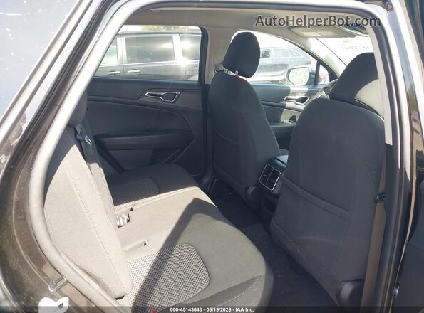 KNDPUCAF2P7206025 2023 KIA SPORTAGE Black Widok naklejki z numerem VIN